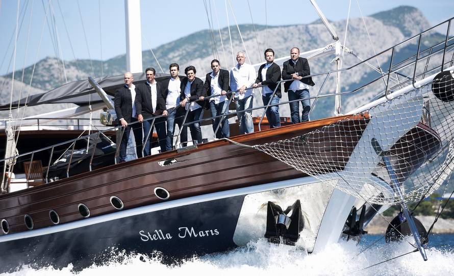 Ivan Pažanin i njegova djevojka u novom su spotu klape Rišpet