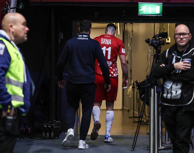 Malmo: Zvonimir Srna nakon ozljede napustio utakmicu protiv Slovenije