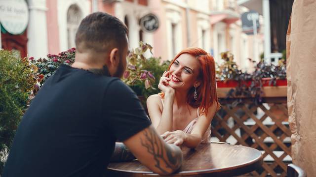 couple in caffe