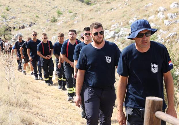 Na Kornatima obilježena 19. godišnjica tragedije u kojoj je poginulo 12 vatrogasaca