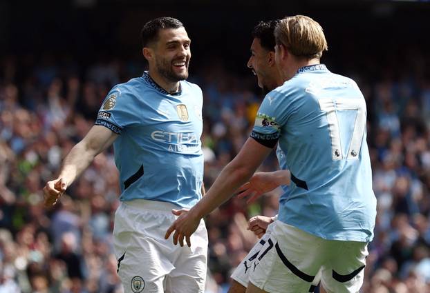 Premier League - Manchester City v Crystal Palace