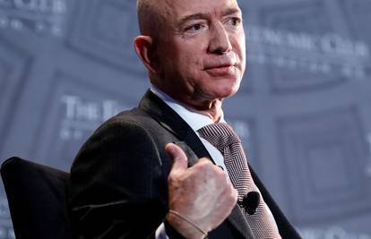 Jeff Bezos postao je prvi čovjek na svijetu čija imovina sada vrijedi 200 milijardi dolara