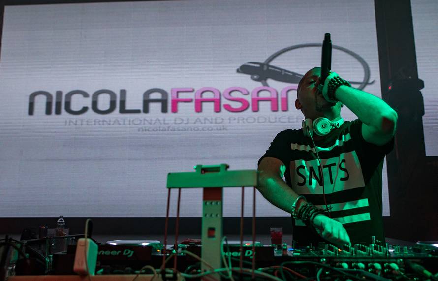 Dj Nicola Fasano, dobar uvod u premijeru showa  'Grand hotel'