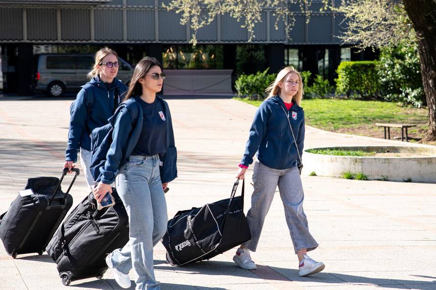 Zagreb: Okupljanje ženske seniorske rukometne reprezentacije