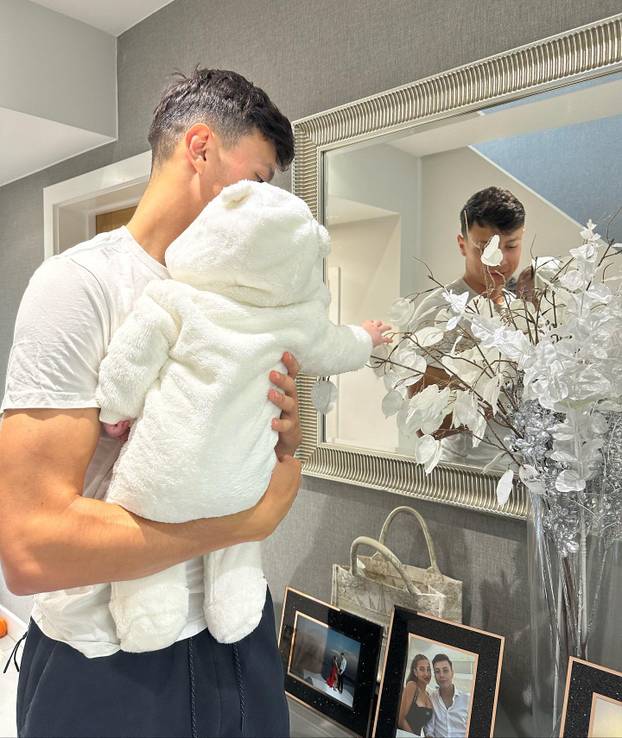 FOTO Otac ga se odrekao zbog supruge, izbačen je iz BiH vrste, a sad ide u nizozemskog diva