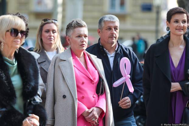 Zagreb: Mimohod u znak potpore oboljelima od raka dojke