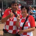Tata i mama Kramarić: Stigli smo autom, naši će pobijediti