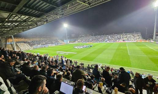 FOTO Armada: Gazi &ccaron;etnike! Pogledajte atmosferu u Rijeci, Cipranima su otvorili kavez...