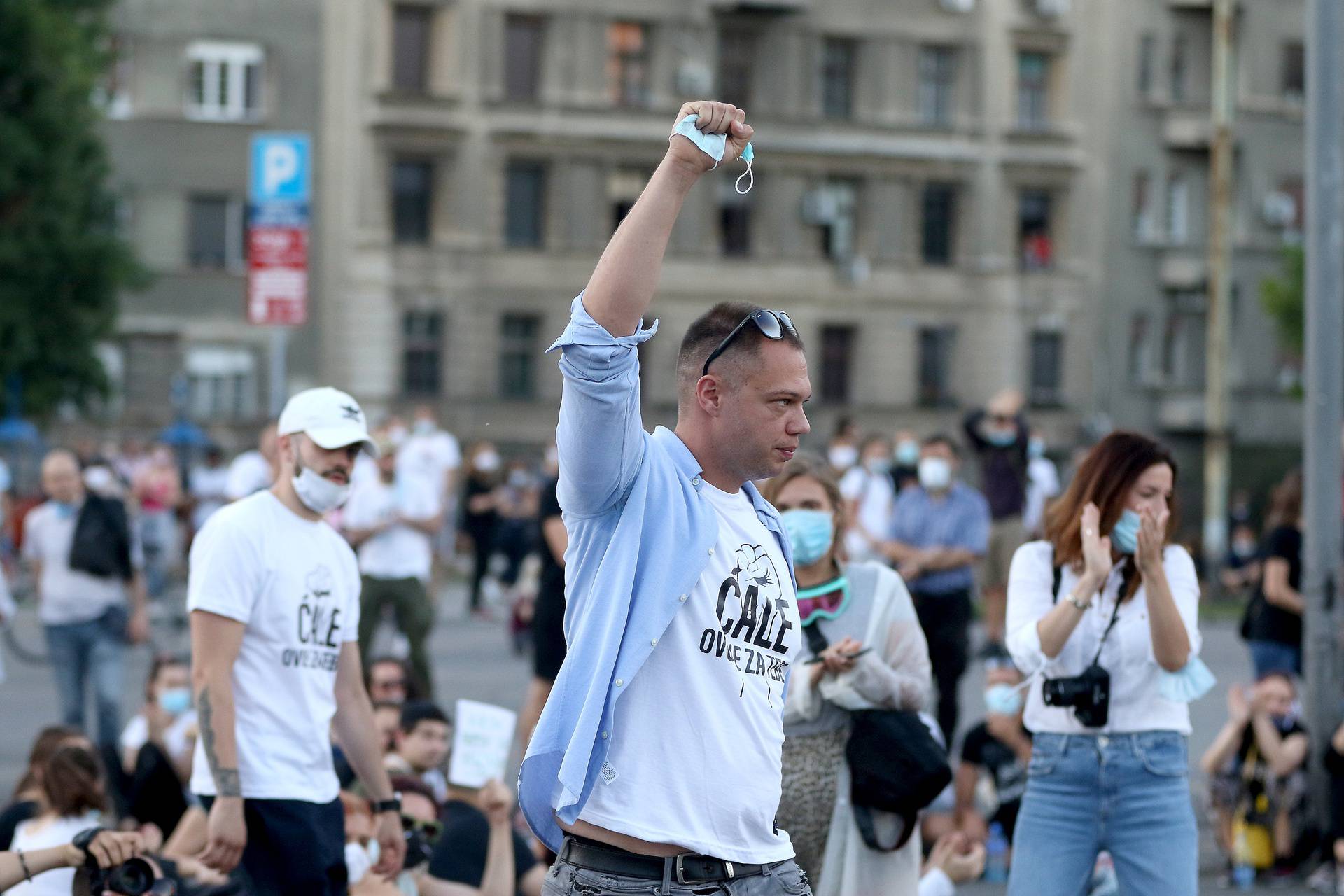 Đurić s majicom 'Ćale' na novom prosvjedu: Borim se za pravdu, nitko se ne smije ljutiti na istinu