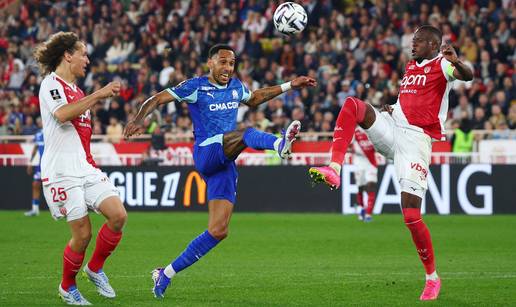 FOTO Biv&scaron;i osvaja&ccaron; Lige prvaka promijenio grb. Svi&dstrok;a li vam se?