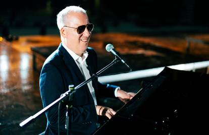 Saša Matić razveselio je fanove koji čekaju njegov nastup u Areni: 'Ispunjavamo vaše želje!'