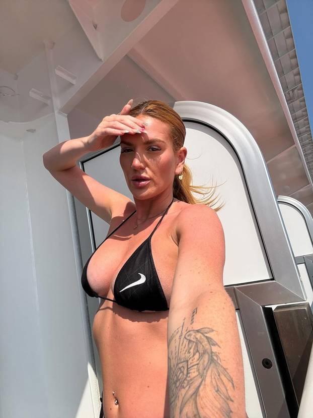 FOTO Žena s dvije vagine žali se na spojeve s Tindera: Muškarci se prvo šokiraju, onda traže ovo