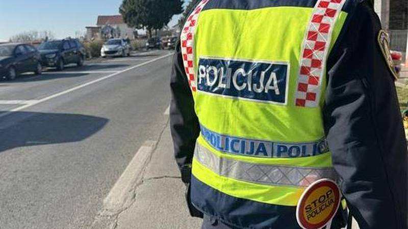 S 2 promila bježala policiji u N. Gradiški: Brzo su je priveli