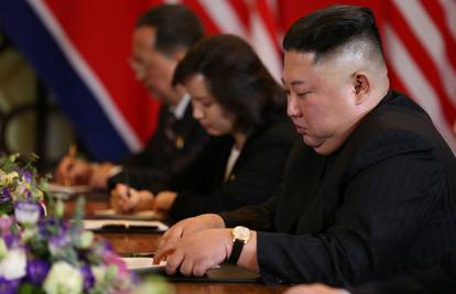 Sjeverna Koreja potražuje svoj brod koji je Amerika zaplijenila