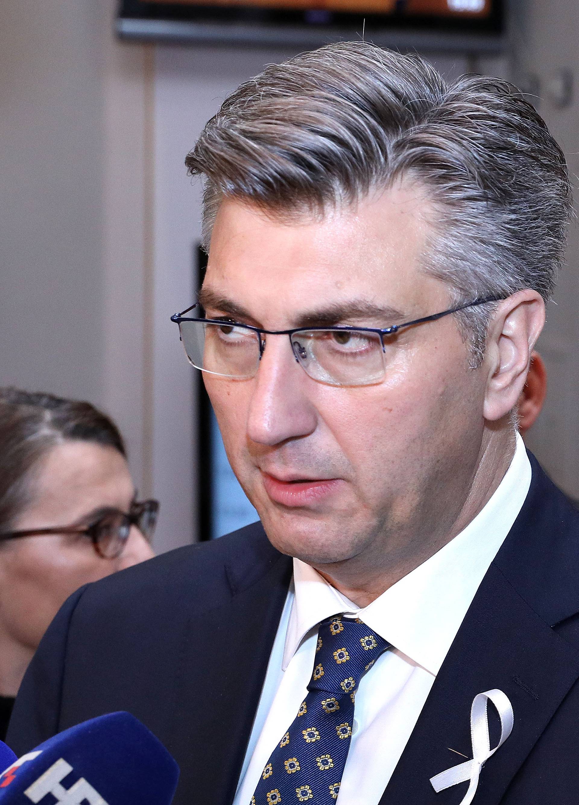 Zagreb: PlenkoviÄ se obratio medijima nakon rasprave o proraÄunu RH za 2019.