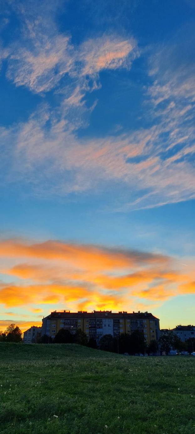 Zagreb: Spektakulrano jesensko svitanje na istoku grada