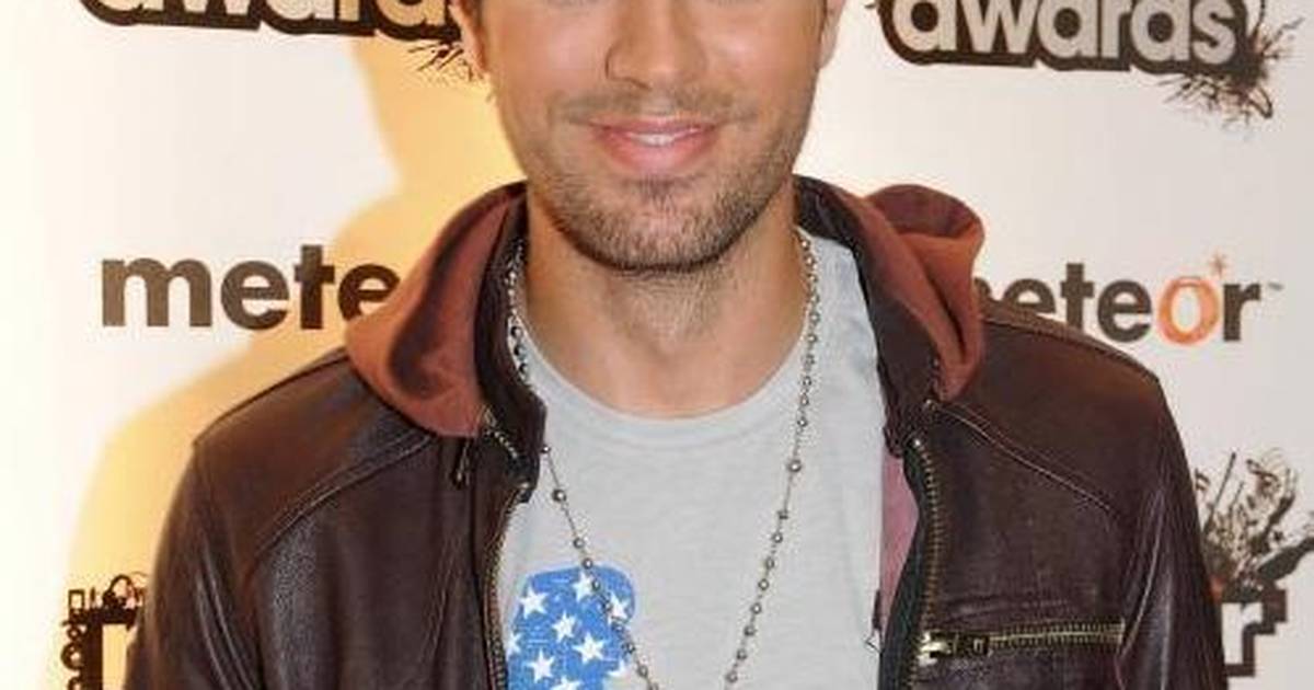 Enrique Iglesias Skijao Na Vodi Skroz Gol Zbog Oklade 24sata