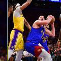 VIDEO Jokićevi sramote Lakerse! Pobijedili su ih i 11. put u nizu, LeBronova faca sve govori...
