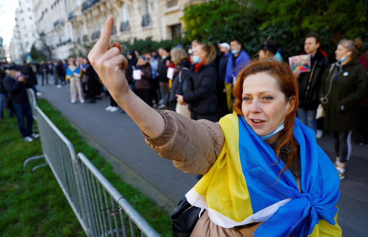 Mlakić: Američka politika nije pozivala na dogovor zaraćenih strana već je potpirivala vatru