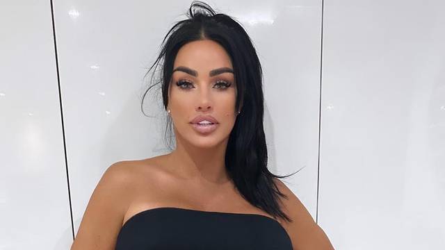 Katie Price šokirala: 'Silovali su me kad sam imala 7 godina...'