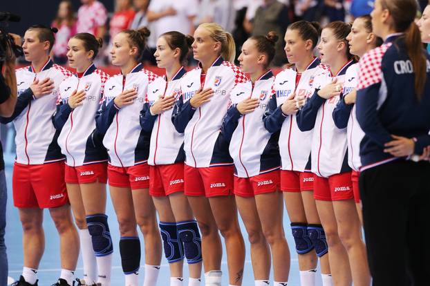 Osijek: Kvalifikacijska utakmica za žensko rukometno EP, Hrvatska - Island