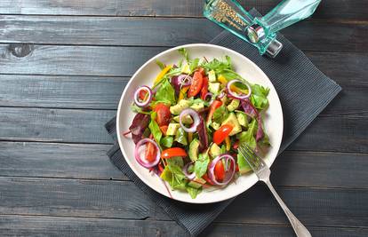 Idealno za vrućine: Napravite finu salatu od grejpa i avokada