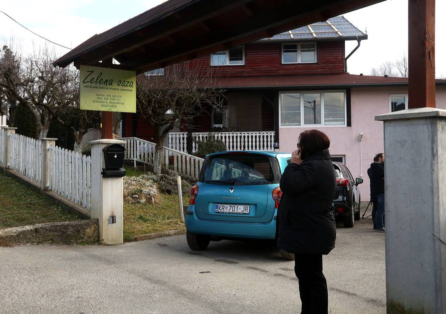 Zaposlenica doma: Korisnici ne žele da ih se preseli od nas