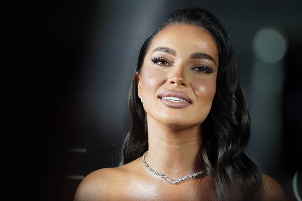 Beograd: U restoranu Sakura održana je promocija albuma "Žena bez adrese" Teodore Džehverović