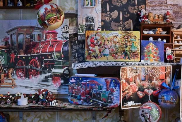 24SATA Zagreb: Stan ukrašen blagdanskim dekoracijama