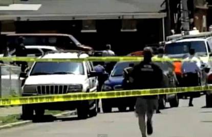 U centru New Yorka mahao nožem, ubili su ga policajci 