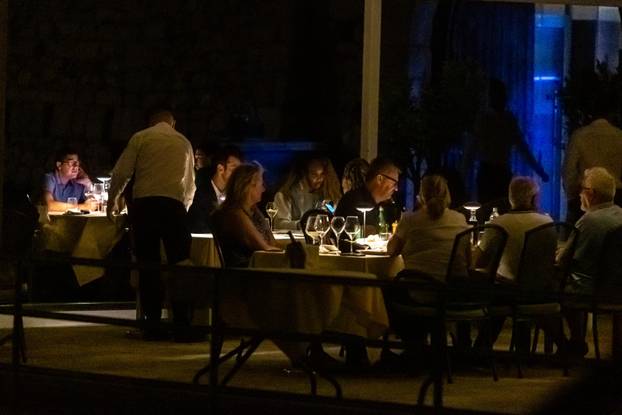 Venus Williams uživala u ljetnoj večeri na terasi restorana u Zadru