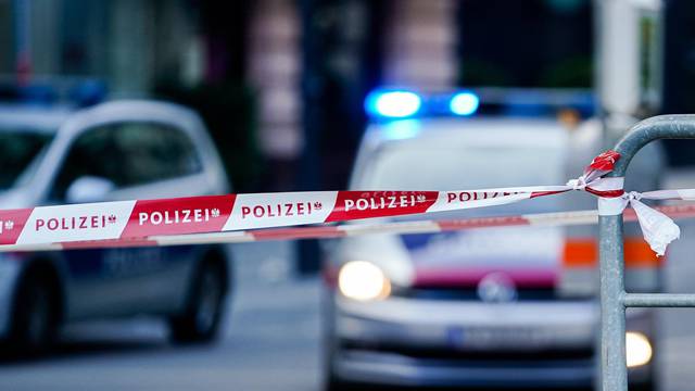 Teroristi?ki napad u Be?u, najmanje 7 mrtvih kod sinagoge 
