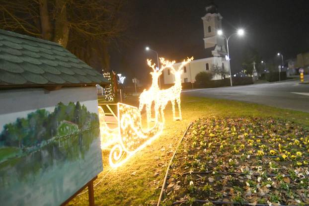 Grubišno Polje: Središte grada zabljesnulo u Adventskom ruhu