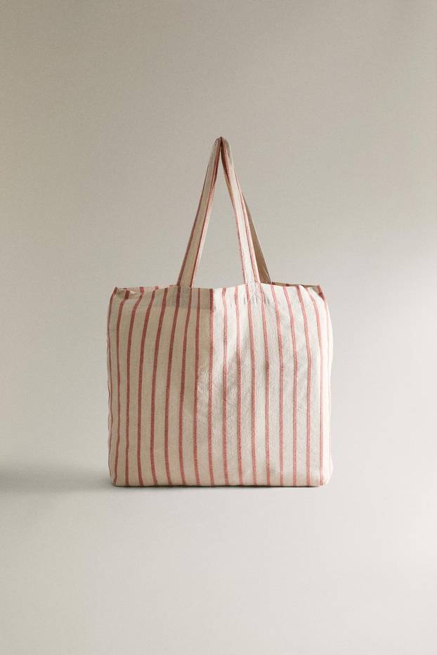 Najbolje velike torbe, torbe za plažu i cekeri u ponudi dućana