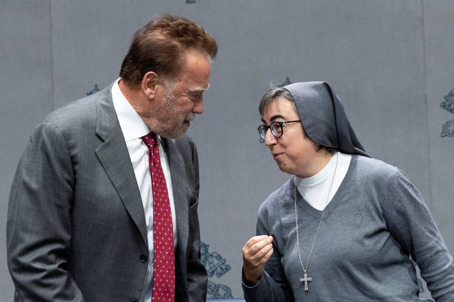 Schwarzenegger at Vatican in mission to terminate fossil fuels