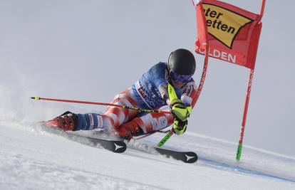 Otkazan veleslalom u Austriji! Zubčić se spustio niz stazu, ali je zbog snažnog vjetra sve stalo...