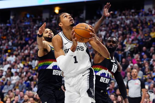 NBA: San Antonio Spurs at Denver Nuggets