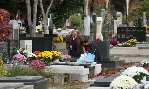 Pogledajte kako se građani u Zagrebu i Zadru pripremaju za blagdan Svih Svetih