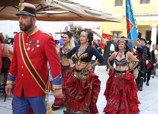 Šibenik: Nakon mimohoda otvoren je 16. Sajam u srednjovjekovnom Šibeniku