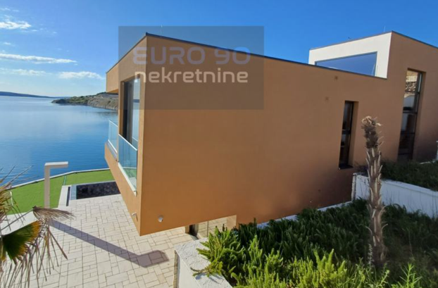 FOTO Oaza luksuza i privatnosti: Ova suvremena vila u Rtini ima sve što ste ikada mogli poželjeti