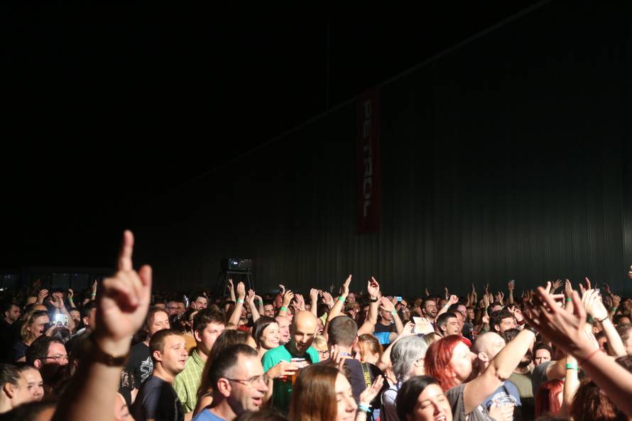 Let 3 sletjeli na krov MSU-a: 'Osvojili smo krov muzeja'