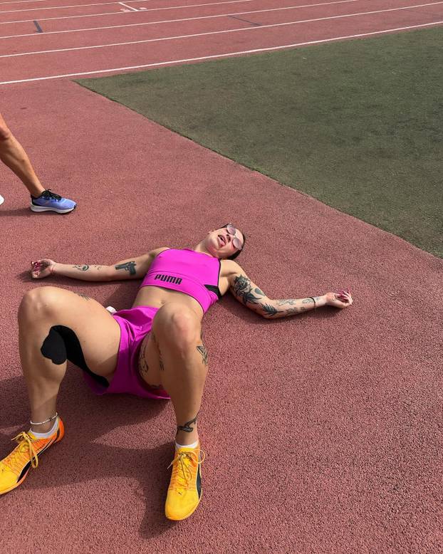 FOTO Prekrasna poljska trkačica ponosna je na svoje tetovaže: 'One mi daju snagu i poticaj'