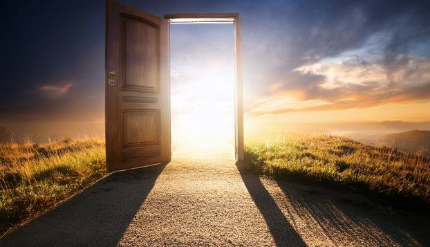 FOTO Tvrdi da je vremenski putnik iz 2501.: 'Biće iz dubina se budi. Strah se širi svijetom...'