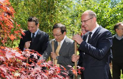Toyota podržala sadnju japanskog vrta u Zagrebu 