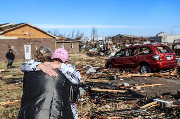 Irene Noltner consoles Jody O