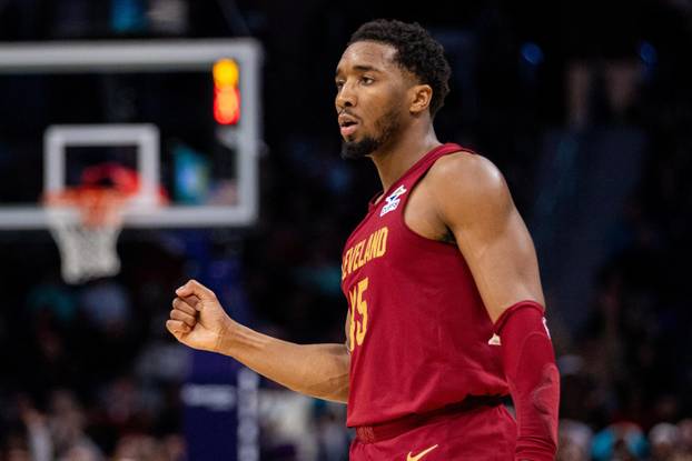 NBA: Cleveland Cavaliers at Charlotte Hornets