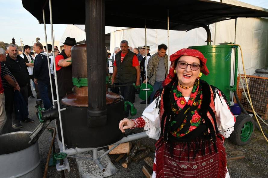 Tradicionalna "Rakijada" u Podcrkavlju