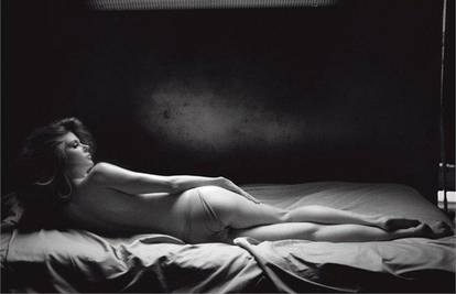 Nicole Kidman u toplesu pozirala za L'Uomo Vogue
