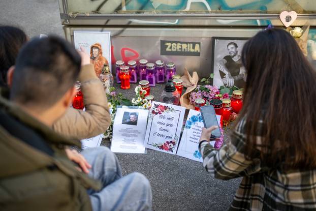 Zagreb: Na Maksimiru obožavatelji odali počast Liamu Payneu