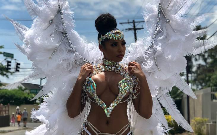 Seksi karneval: Boltova cura je jedva prekrila strateška mjesta